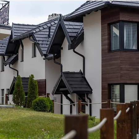 Vivien Apartament *